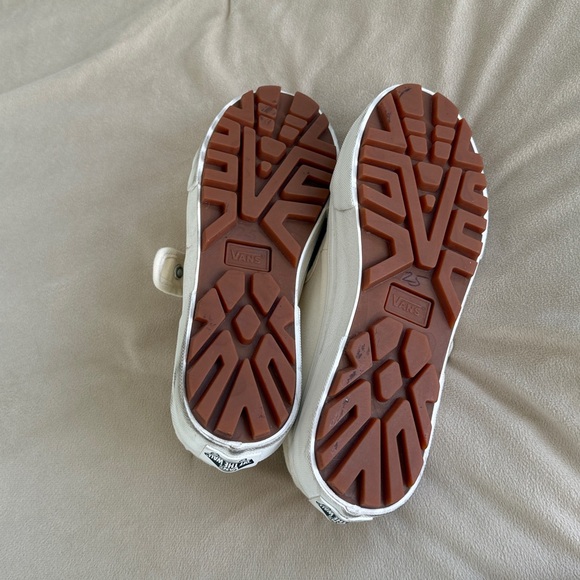 Vans Mary Jane Style 93 Buckle Strap Women’s Shoes Classic cream Canvas Size 6.5 - Picture 6 of 13